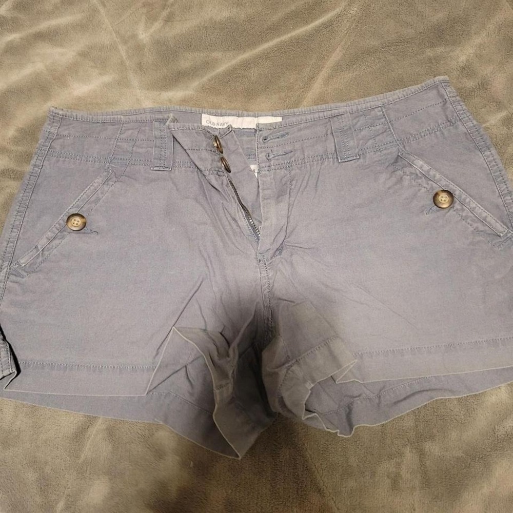 Old Navy Shorts‎ womens Size 8